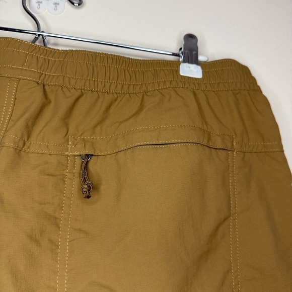 THE NORTH FACE Gorpcore Flash Dry Pull On Khaki Summer Hiking Outdoors Shorts - Picture 6 of 9
